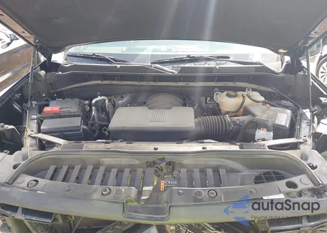 2021 Chevrolet Silverado 1500 4Wd Short Bed Rst/4Wd Standard Bed Rst z USA, uszkodzony, nr VIN 1GCUYEED2MZ387543